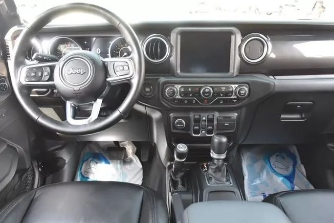 Used Jeep Wrangler IV (JL), 3.6 l, 2021 in Sharjah by Alfaris Used Cars, Black color. Other | AUTO.AE