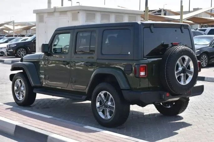 Used Jeep Wrangler IV (JL), 2.0 l, 2021 in Sharjah by Alfaris Used Cars, Green color. Other | AUTO.AE