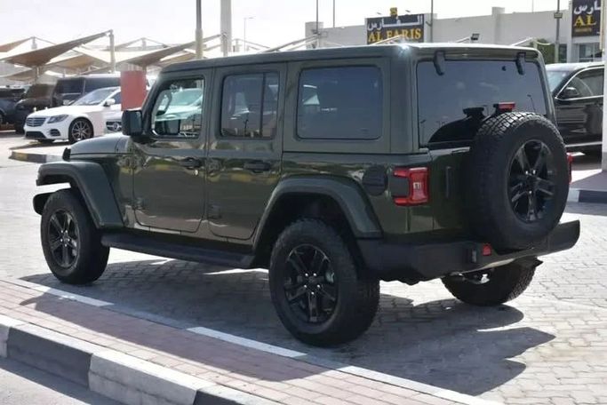 Used Jeep Wrangler IV (JL), 2.0 l, 2021 in Sharjah by Alfaris Used Cars, Green color. Other | AUTO.AE