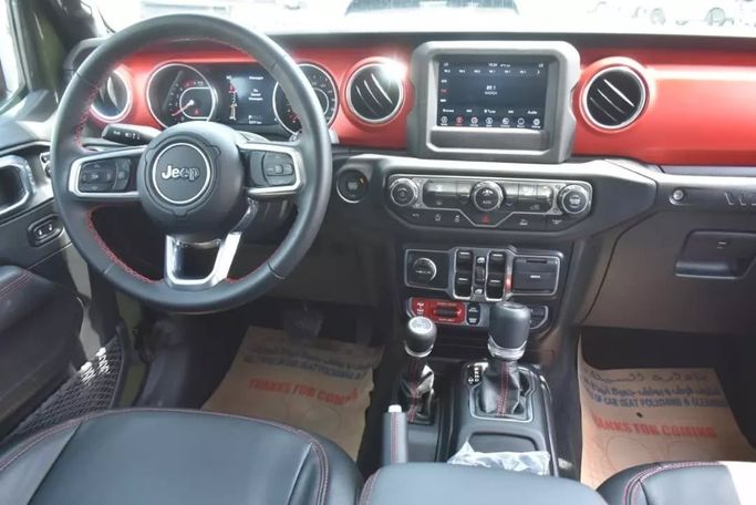 Подержанный Jeep Wrangler Rubicon IV (JL), 2.1 л, 2021 в Шардже от Alfaris Used Cars Зеленый цвет. Other | AUTO.AE
