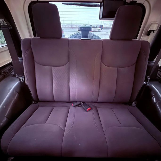 Подержанный Jeep Wrangler III (JK), 3.6 л, 2017 в Шардже от Sarmad Cars Черный цвет. Американская | AUTO.AE