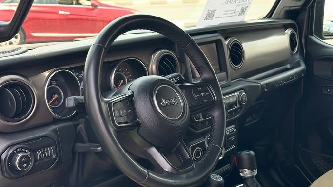 Used Jeep Wrangler IV (JL), 3.6 l, 2020 in Sharjah by Badar Used Cars, Black color.  | AUTO.AE