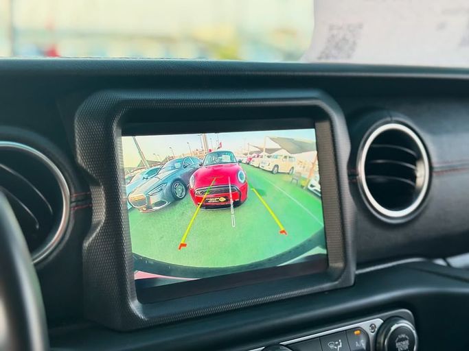 Used Jeep Wrangler IV (JL), 3.6 l, 2020 in Sharjah by Badar Used Cars, Light Blue color.  | AUTO.AE