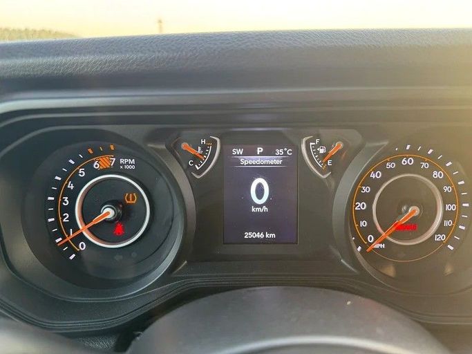 Used Jeep Wrangler IV (JL) Facelift, 3.6 l, 2024 in Sharjah by Al Ahd Used Cars, Red color. American Specs | AUTO.AE