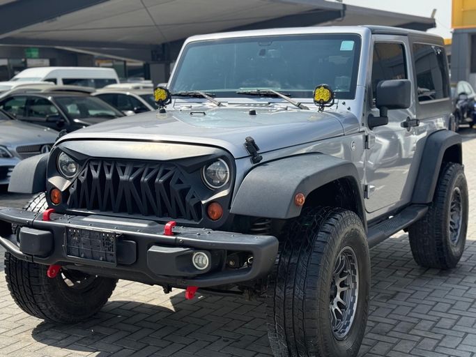 Used Jeep Wrangler III (JK), 3.6 l, 2016 in Sharjah by FAROUK KHALAF, Grey color. GCC Specs | AUTO.AE | Listing #264562