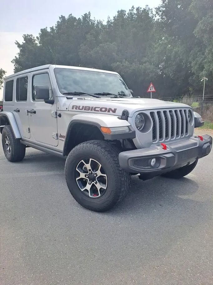 مستعملة Jeep Wrangler IV (JL), 3.6 l, 2022 في في الإمارات, الشارقة من Imad Younis Almani used Cars، اللون فضي. مواصفات الخليج | AUTO.AE | إعلان #277836