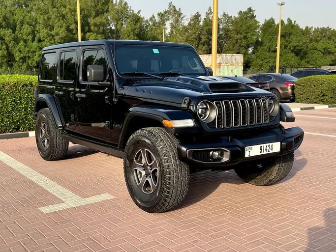 مستعملة Jeep Wrangler IV (JL), 3.6 l, 2021 في في الإمارات, الشارقة من Al Fakhamah Used Cars، اللون أسود. مواصفات الخليج | AUTO.AE | إعلان #280389