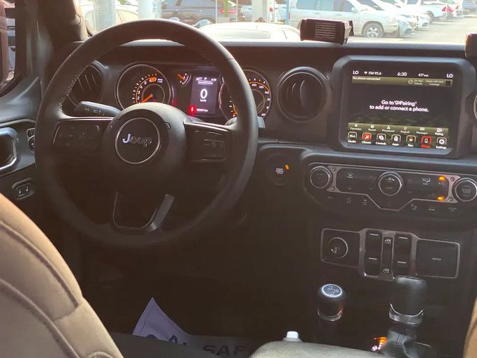 مستعملة Jeep Wrangler IV (JL)، 3.6 لتر، 2023 في الإمارات، الشارقة من Rebou Alfakhama، اللون رمادي. مواصفات الخليج | AUTO.AE | إعلان #295813 — صورة 15 من 15