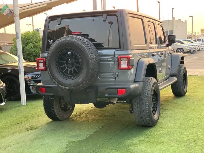 مستعملة Jeep Wrangler IV (JL)، 3.6 لتر، 2023 في الإمارات، الشارقة من Rebou Alfakhama، اللون رمادي. مواصفات الخليج | AUTO.AE | إعلان #295813 — صورة 5 من 15