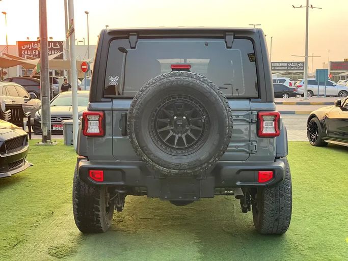 مستعملة Jeep Wrangler IV (JL)، 3.6 لتر، 2023 في الإمارات، الشارقة من Rebou Alfakhama، اللون رمادي. مواصفات الخليج | AUTO.AE | إعلان #295813 — صورة 7 من 15