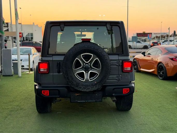 Подержанный Jeep Wrangler IV (JL), 3.6 л, 2021 в ОАЭ, Шарджа от Rebou Alfakhama Серый цвет. GCC | AUTO.AE | Объявление #295815 — фото 7 из 14