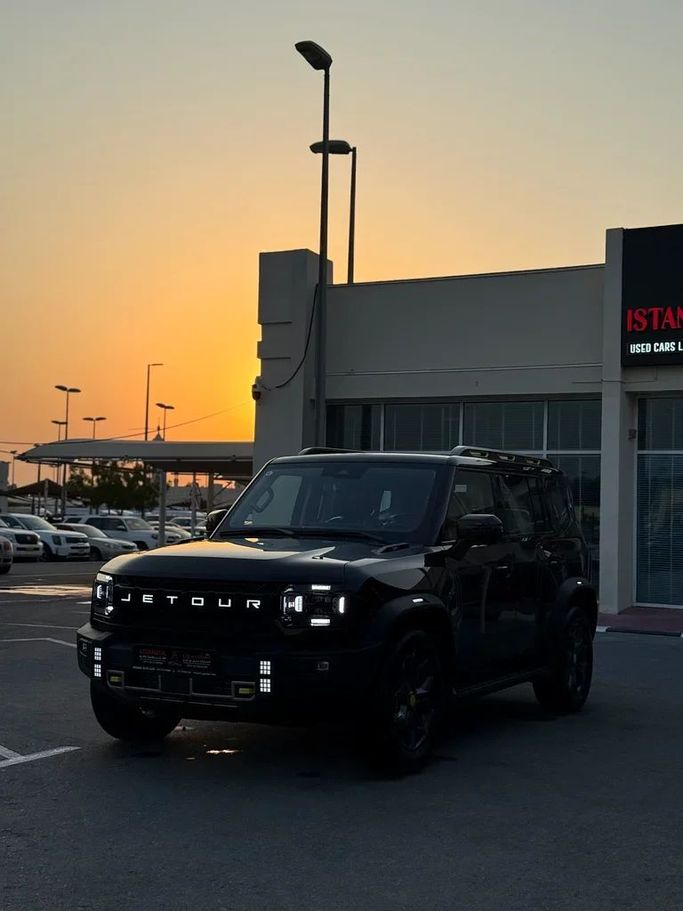 جديدة Jetour T2, 2.0 l, 2025 في في الشارقة من Istanbul Elite Used Cars، اللون أسود. المواصفات الصينية | AUTO.AE