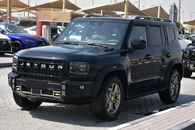 Новый Jetour T2, 2.0 л, 2024 в Шардже от Alfaris Used Cars Черный цвет. Other | AUTO.AE