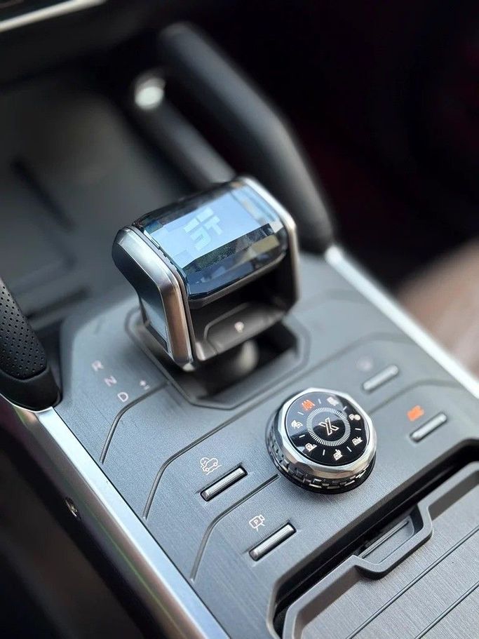 New Jetour T2, 2.0 l, 2025 in Sharjah by Almasar Used Cars, Grey color. Chinese Specs | AUTO.AE