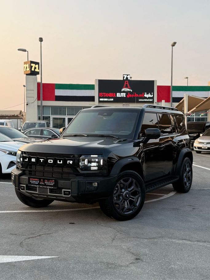 Подержанный Jetour T2, 2.0 л, 2025 в Шардже Черный цвет. GCC | AUTO.AE