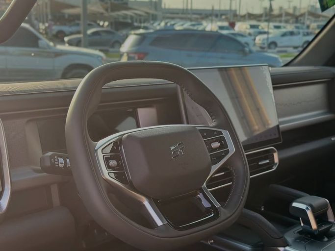 Used Jetour T2, 2.0 l, 2025 in Sharjah by Badar Used Cars, Black color.  | AUTO.AE