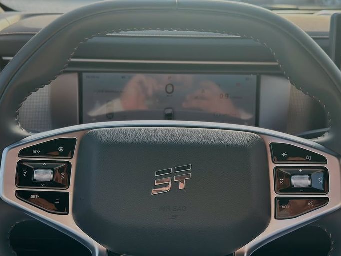 Used Jetour T2, 2.0 l, 2025 in Sharjah by Badar Used Cars, Black color.  | AUTO.AE