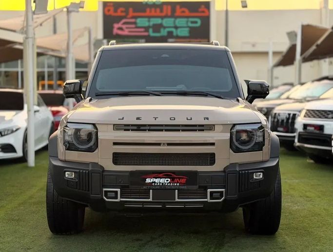 Подержанный Jetour T2, 2.0 л, 2025 в ОАЭ, Шарджа от Speed Line Used Cars Бежевый цвет. GCC | AUTO.AE | Объявление #275885