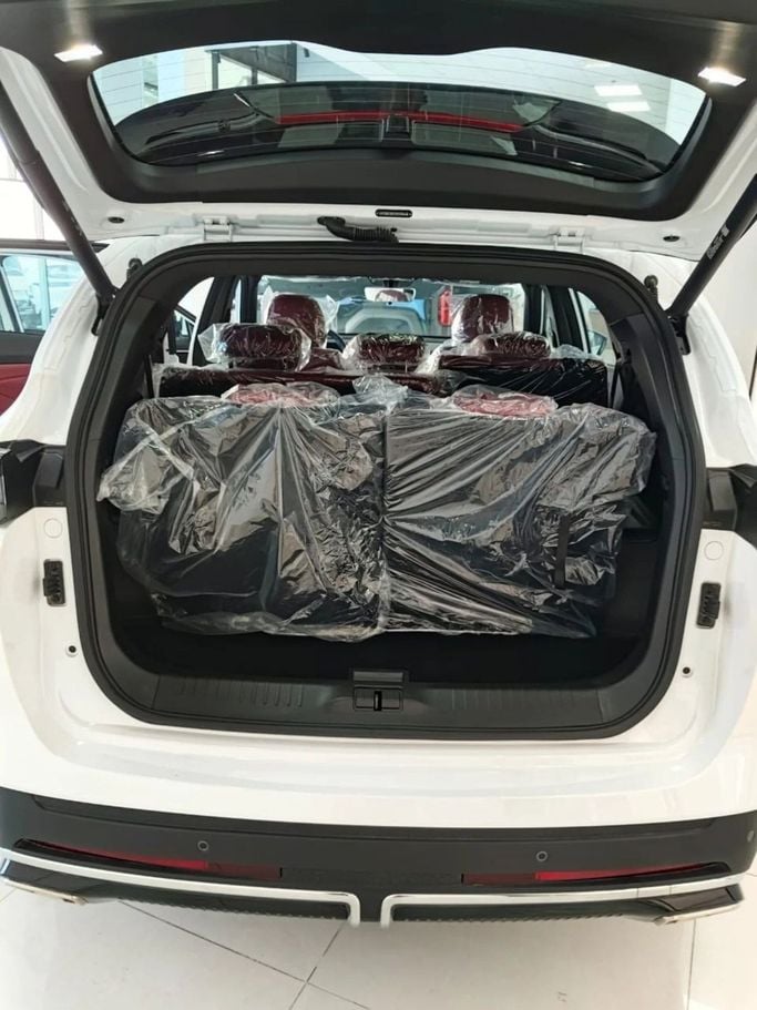 Новый Jetour X70 PLUS I Рестайлинг 2, 1.5 л, 2025 в Шардже от Alfaris Used Cars Белый цвет. Other | AUTO.AE