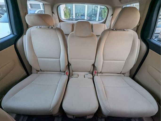 Used Kia Carnival III, 3.3 l, 2020 in Sharjah by Rebou Najd Used Cars, White color. GCC Specs | AUTO.AE