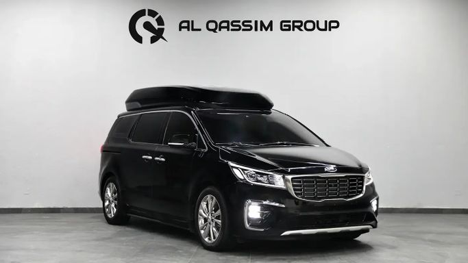 Подержанный Kia Carnival III, 3.3 л, 2019 в Шардже от Al Qassem Cars Trading Черный цвет. Корейская | AUTO.AE | Объявление #273676