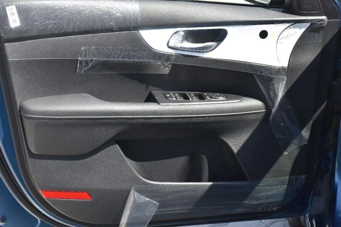 Новый Kia Cerato IV Рестайлинг, 1.6 л, 2024 в Шардже от Alfaris Used Cars Синий цвет. Other | AUTO.AE
