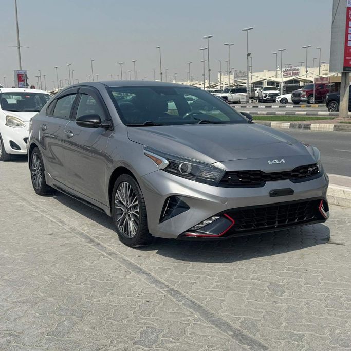 Used Kia Forte III Facelift, 1.6 l, 2024 in Sharjah by Alfaris Used Cars, Grey color. Other | AUTO.AE