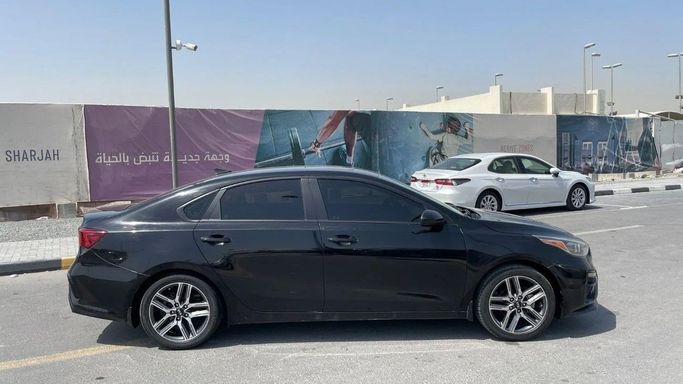 Подержанный Kia Forte III, 2.0 л, 2019 в Шардже от Halla Cars Черный цвет. Американская | AUTO.AE