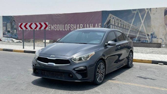 Подержанный Kia Forte III, 1.6 л, 2020 в Шардже от Halla Cars Серый цвет. Американская | AUTO.AE