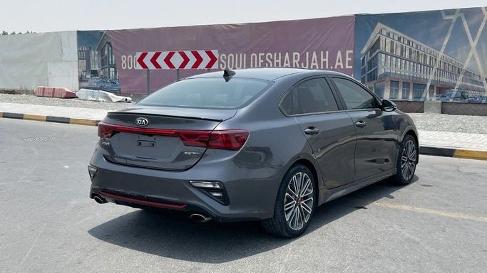 Подержанный Kia Forte III, 1.6 л, 2020 в Шардже от Halla Cars Серый цвет. Американская | AUTO.AE