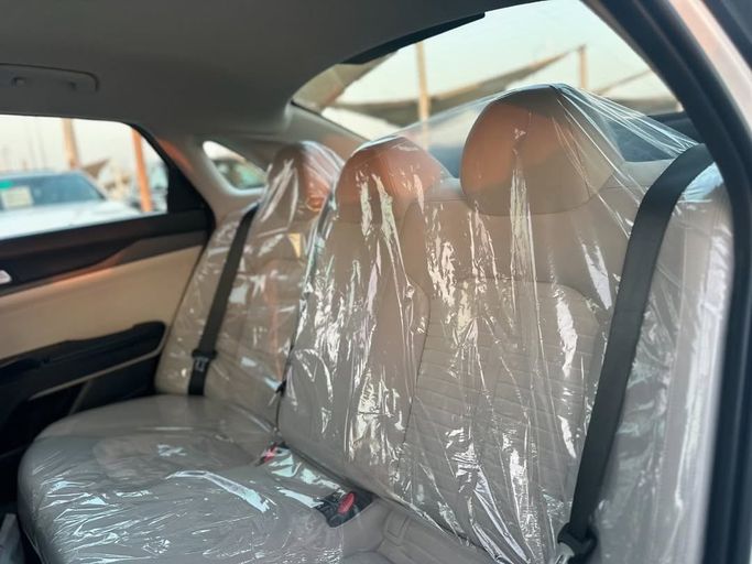 Used Kia K5 III, 2.0 l, 2022 in Sharjah by Badar Used Cars, White color.  | AUTO.AE