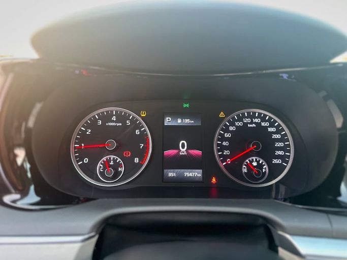 Used Kia K5 III, 2.0 l, 2022 in Sharjah by Badar Used Cars, White color.  | AUTO.AE