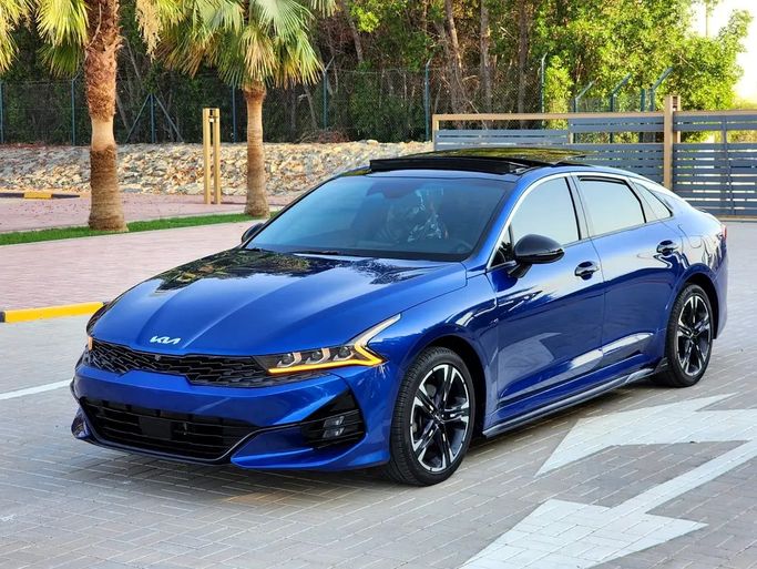 Подержанный ⁦Kia K5 III, 1.6 л, 2023⁩ в ОАЭ, Шарджа от ASAL ALHAIBAH USED CARS Синий цвет. Американская | AUTO.AE | Объявление #287366