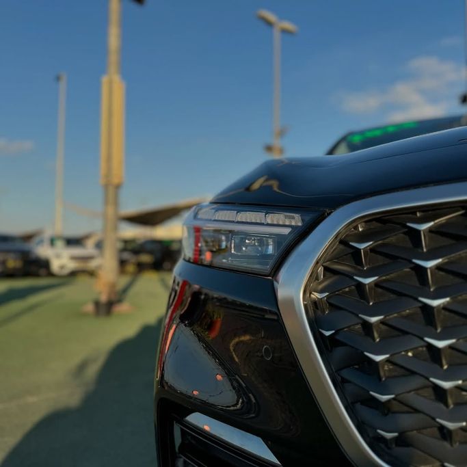 Used Kia K9 II (RJ) Facelift, 3.8 l, 2023 in Sharjah by Badar Used Cars, Black color.  | AUTO.AE