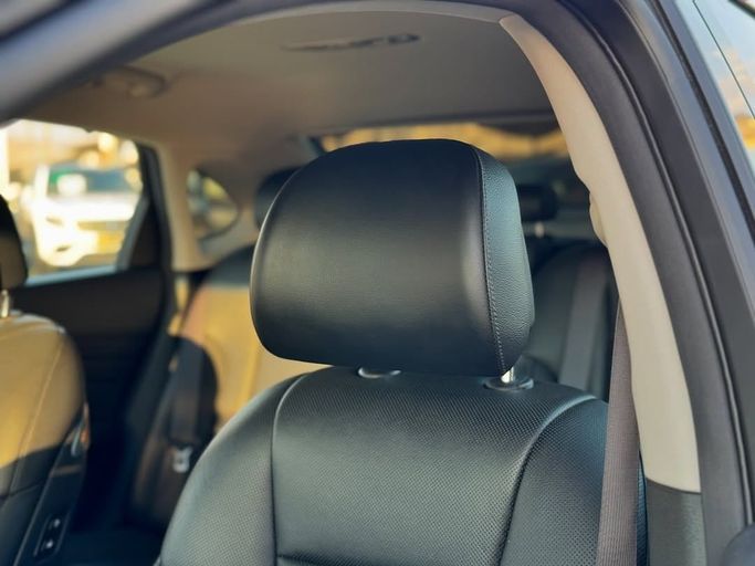 Used Kia K9 II (RJ) Facelift, 3.8 l, 2023 in Sharjah by Badar Used Cars, Black color.  | AUTO.AE