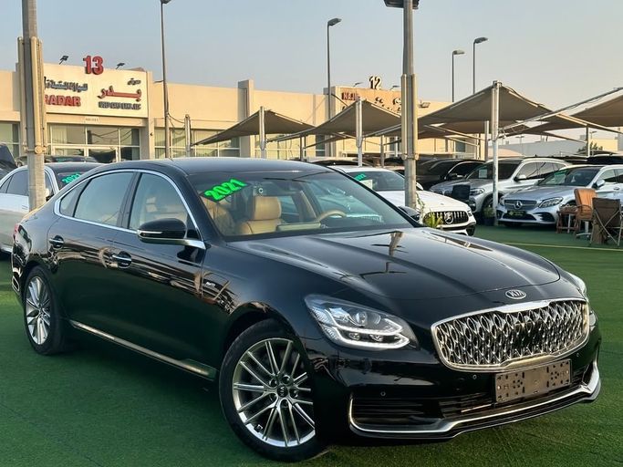 Подержанный Kia K9 II (RJ), 3.3 л, 2021 в Шардже от Badar Used Cars Черный цвет.  | AUTO.AE