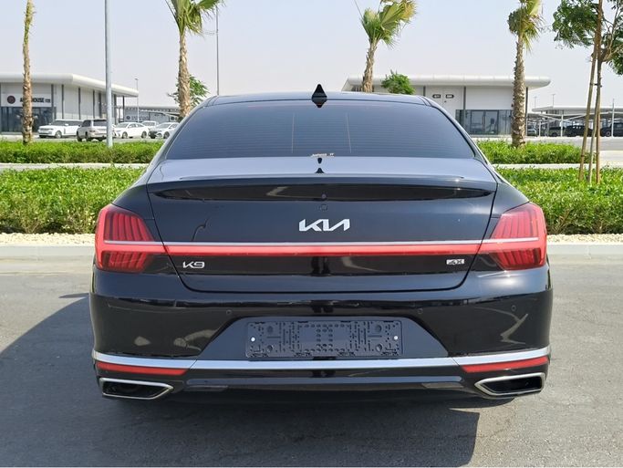 Used ⁦Kia K9 II (RJ) Facelift, 3.8 l, 2022⁩ in UAE by Wahat Al Umra Used Cars, Black color. Korean Specs | AUTO.AE | Listing #290438