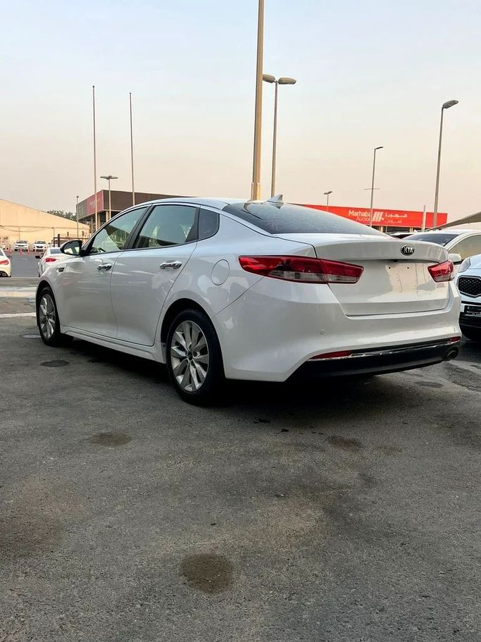 Used Kia Optima IV Facelift, 2.0 l, 2018 in Sharjah by Al Haram Al Masy, White color. American Specs | AUTO.AE