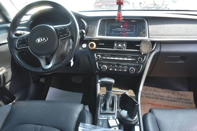 Подержанный Kia Optima IV, 2.0 л, 2016 в Шардже от Alfaris Used Cars Серебристый цвет. Other | AUTO.AE