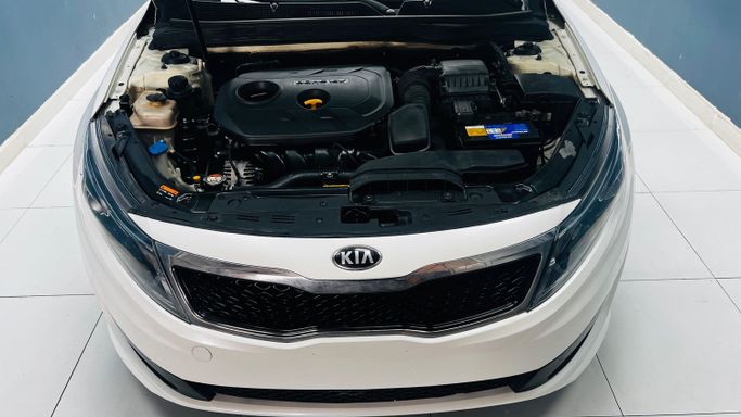 Used Kia Optima IV, 2.4 l, 2016 in Sharjah, White color. GCC Specs | AUTO.AE