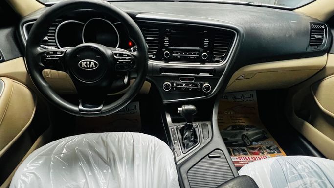 Used Kia Optima IV, 2.4 l, 2016 in Sharjah, White color. GCC Specs | AUTO.AE