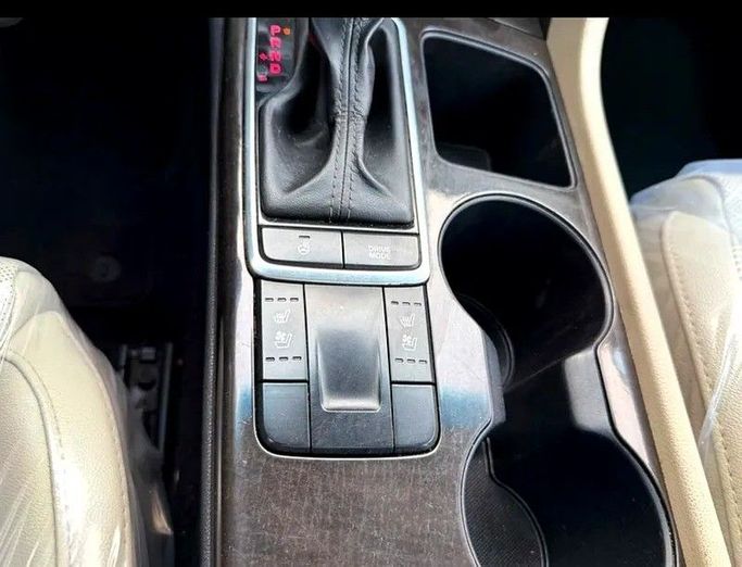 Used Kia Optima IV, 2.4 l, 2016 in Sharjah by Abd and Sadiq Tayyar Used Cars, White color. American Specs | AUTO.AE