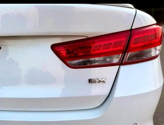 Used Kia Optima IV, 2.4 l, 2016 in Sharjah by Abd and Sadiq Tayyar Used Cars, White color. American Specs | AUTO.AE