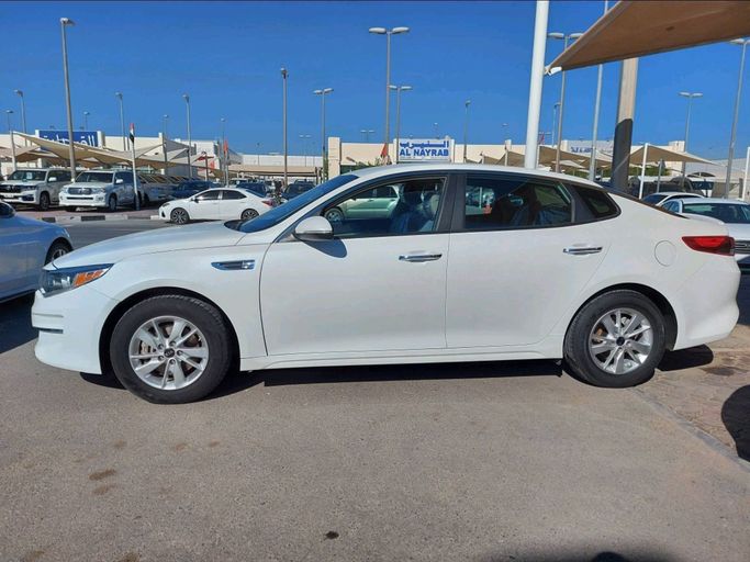 Used Kia Optima IV, 2.0 l, 2016 in Sharjah by Daira Used Cars, White color. American Specs | AUTO.AE