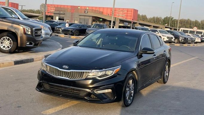 Подержанный Kia Optima IV Рестайлинг, 2.4 л, 2020 в Шардже от Halla Cars Черный цвет. Американская | AUTO.AE