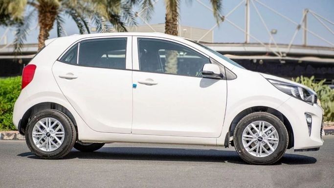Новый Kia Picanto III Рестайлинг, 1.2 л, 2023 в Шардже от Nour Alnukhba Motors Белый цвет. Other | AUTO.AE