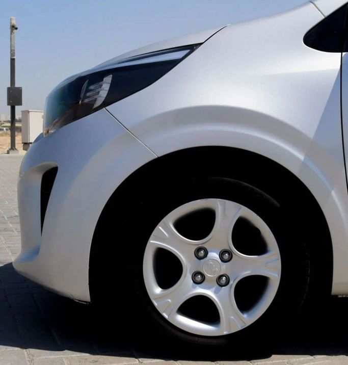 Used Kia Picanto III, 1.2 l, 2019 in Sharjah by Al Sayed Khamis Used Auto Trading, Silver color. GCC Specs | AUTO.AE