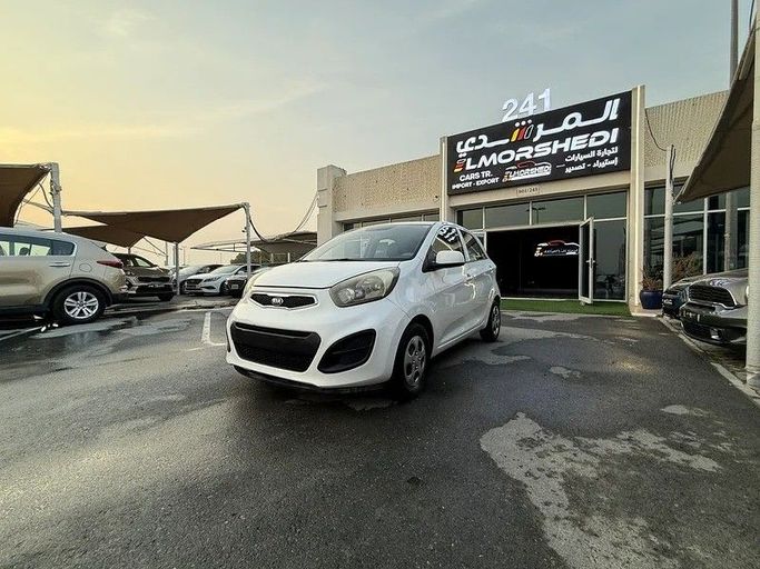 Подержанный Kia Picanto II, 1.2 л, 2015 в Шардже от Elmorshedi Motors Белый цвет. GCC | AUTO.AE