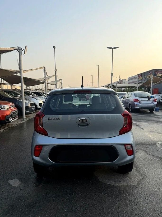 Used Kia Picanto III, 1.2 l, 2020 in Sharjah by Elmorshedi Motors, Silver color. GCC Specs | AUTO.AE