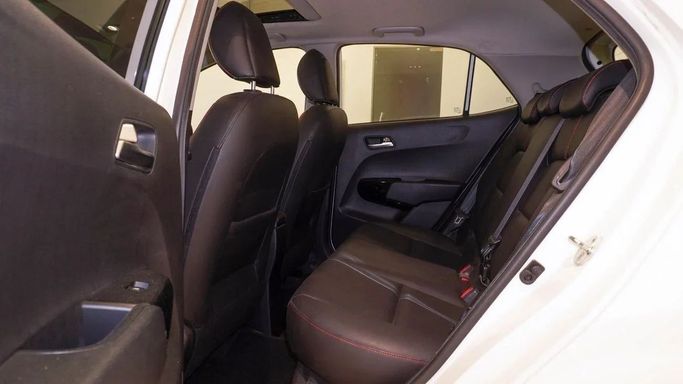 Подержанный Kia Picanto III, 1.2 л, 2019 в Шардже от Alsalama Motors Белый цвет. GCC | AUTO.AE